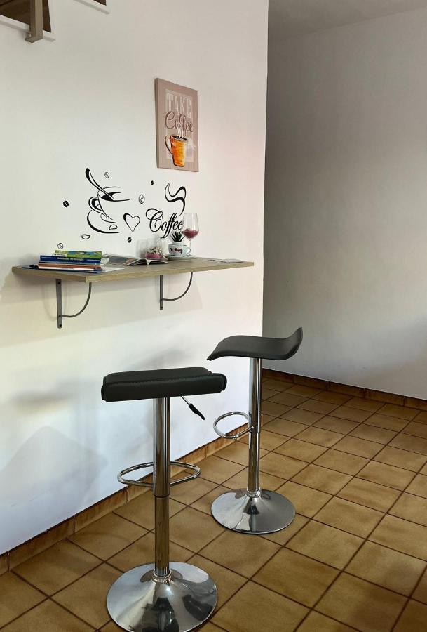 Caravaggio Apartment Porto Cesareo Eksteriør billede